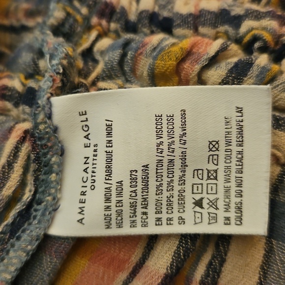 AMERICAN EAGLE Pink Paid Off-Shoulder Ruffle Baddie Crop Top XL - Picture 9 of 12